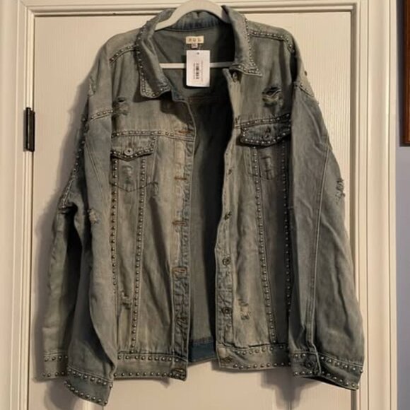 POL Studded & Distressed Denim Jacket NWT 2X - Picture 1 of 2